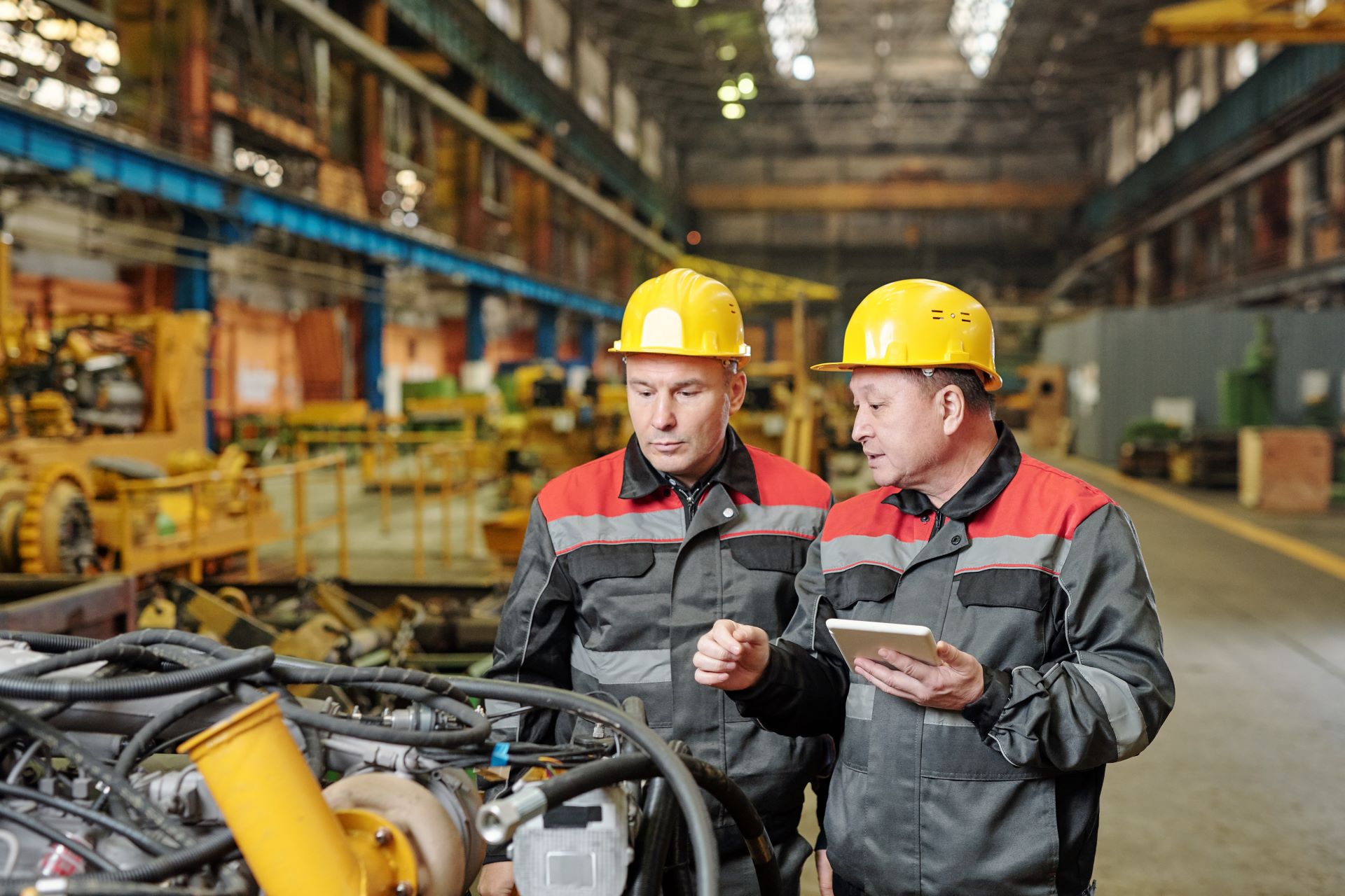 NRs-para-o-Trabalho-com-Maquinas-e-Equipamentos