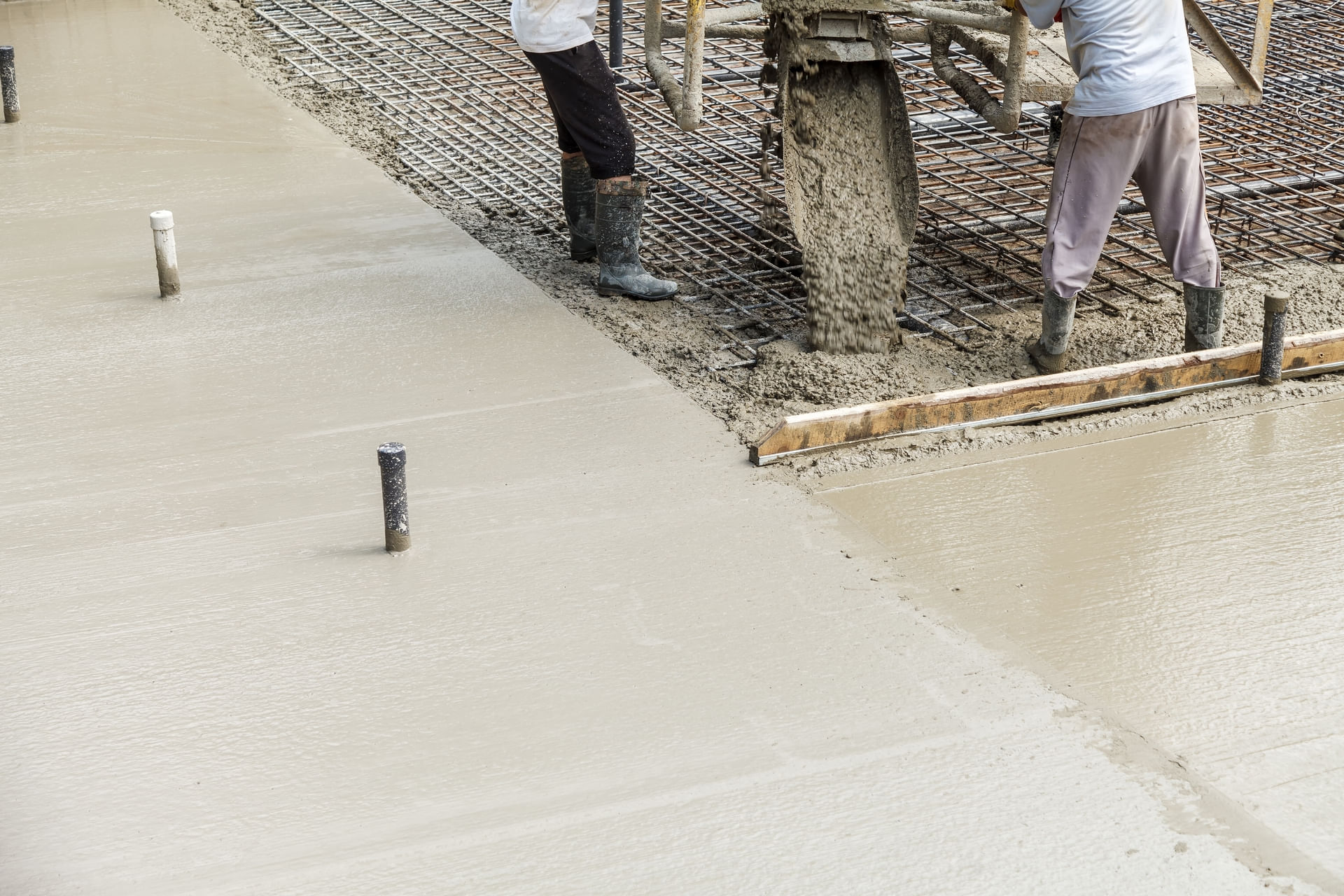 pouring-concrete-into-the-construction-of-the-hous-2023-11-27-05-31-01-utc