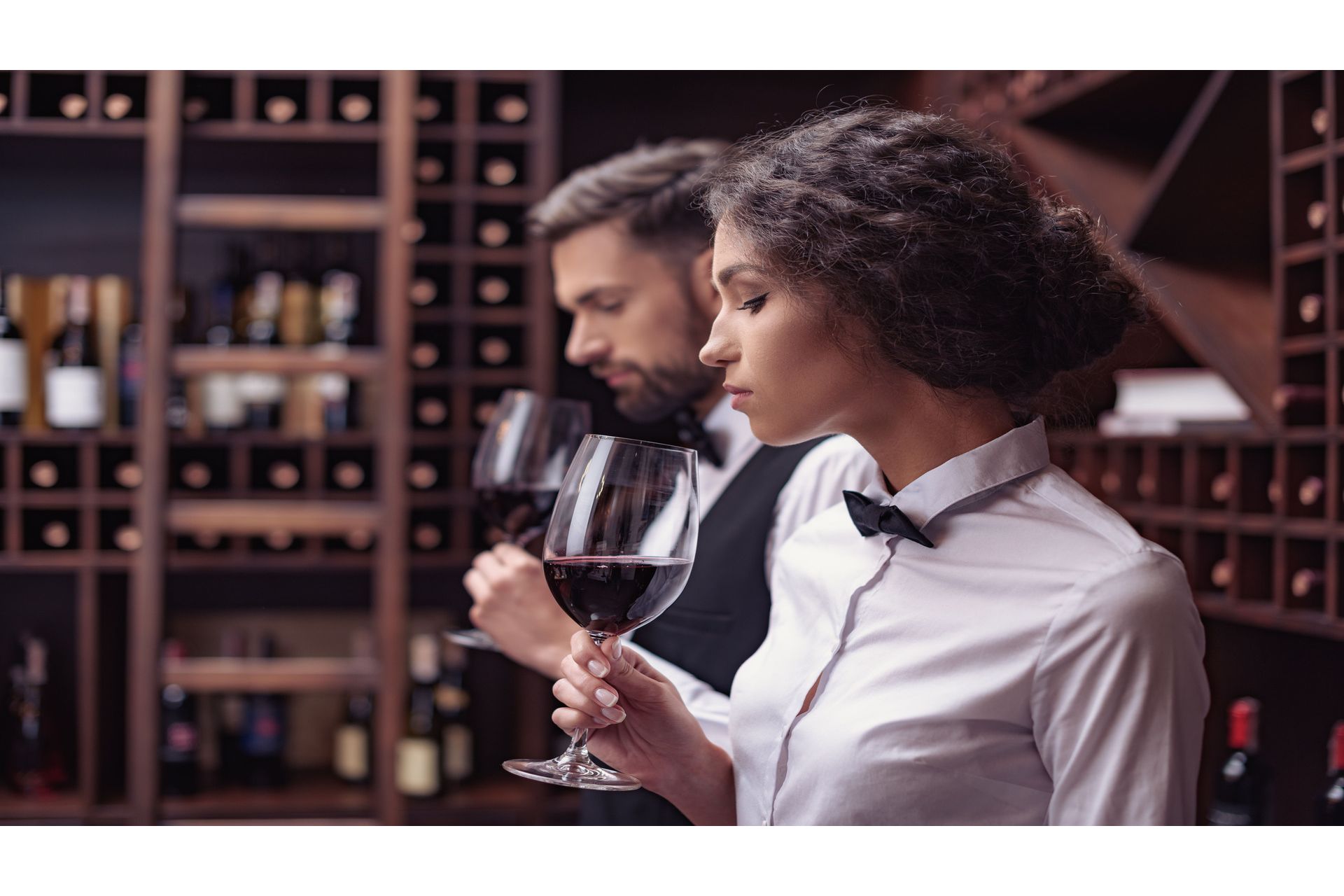 two-sommeliers-male-and-female-tasting-red-wine-i-2024-11-01-00-54-56-utc--1-