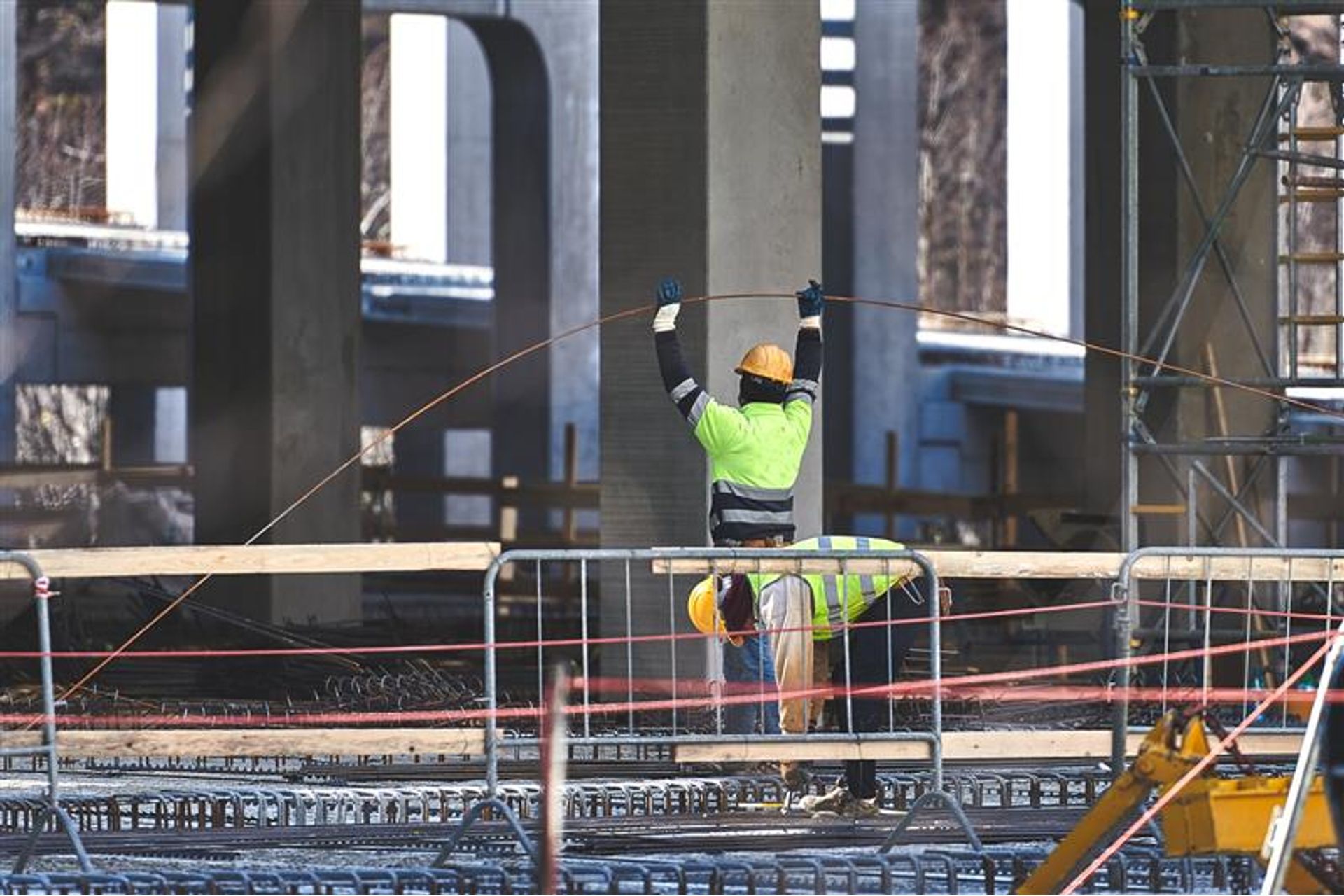 Pilares Centrais: Esforços e Detalhes Construtivos