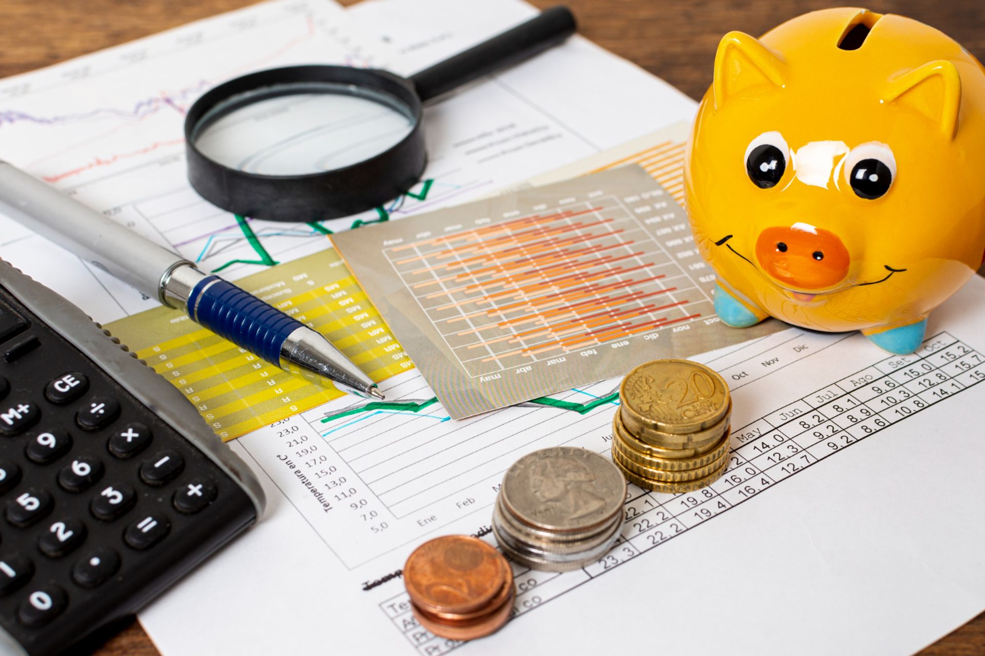 Economia: Teorias e Principais Problemas Atuais