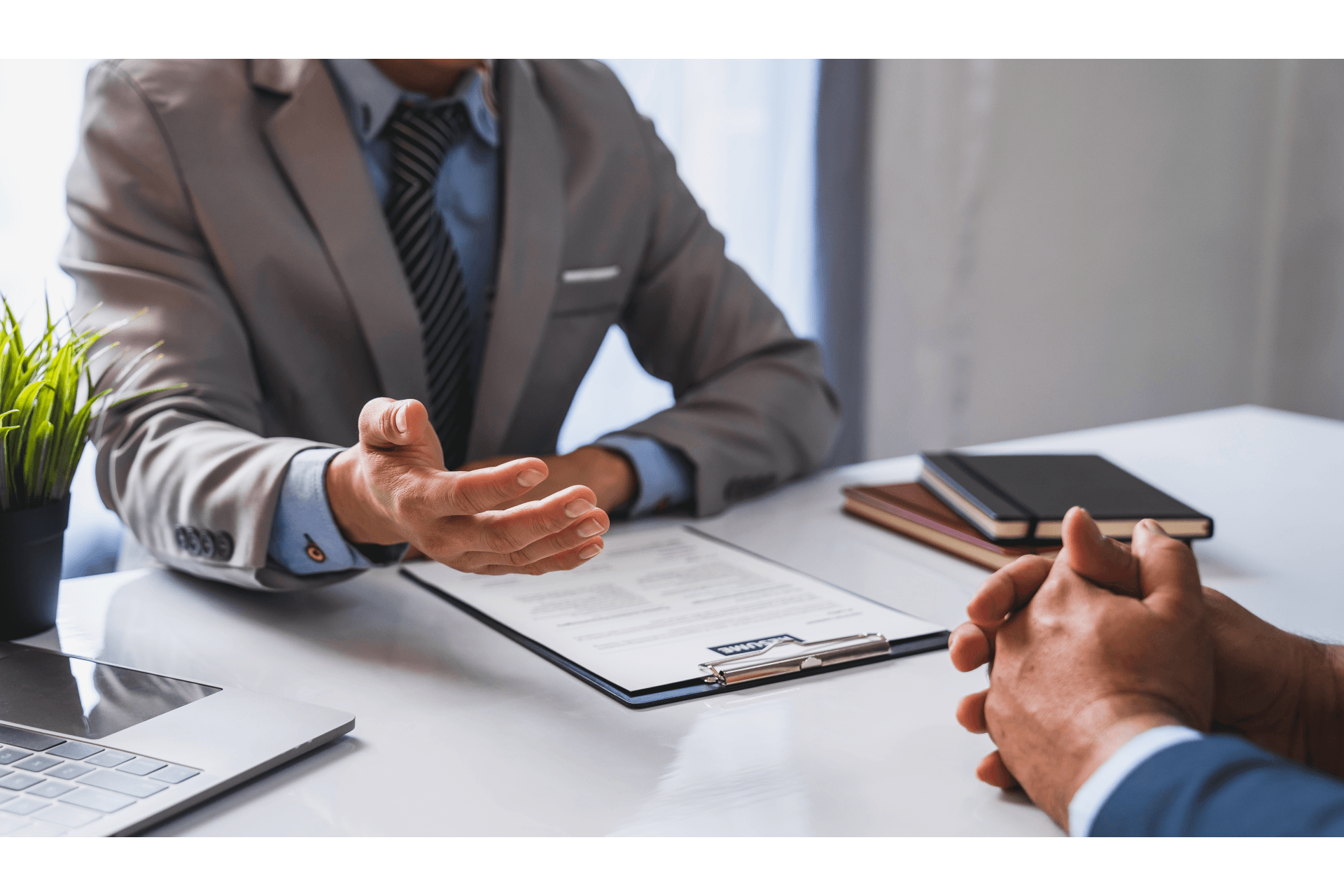 Modelos de Contratos de Trabalho no Brasil