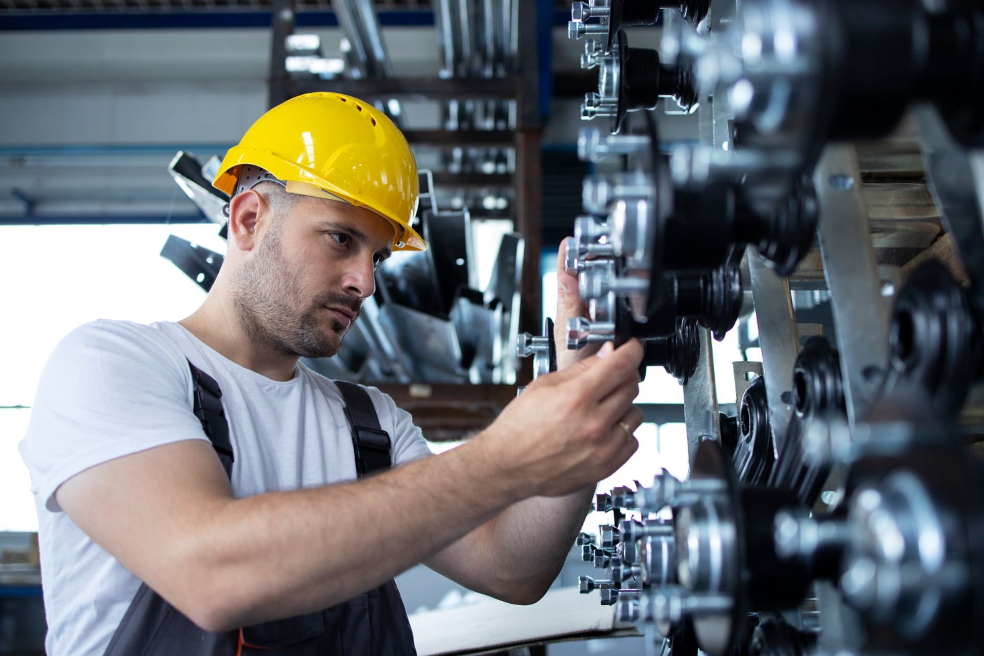 Construção de Máquina: Projeto e Materiais