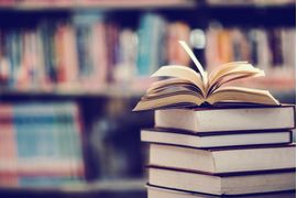 reserve-na-biblioteca-com-livro-aberto--1-
