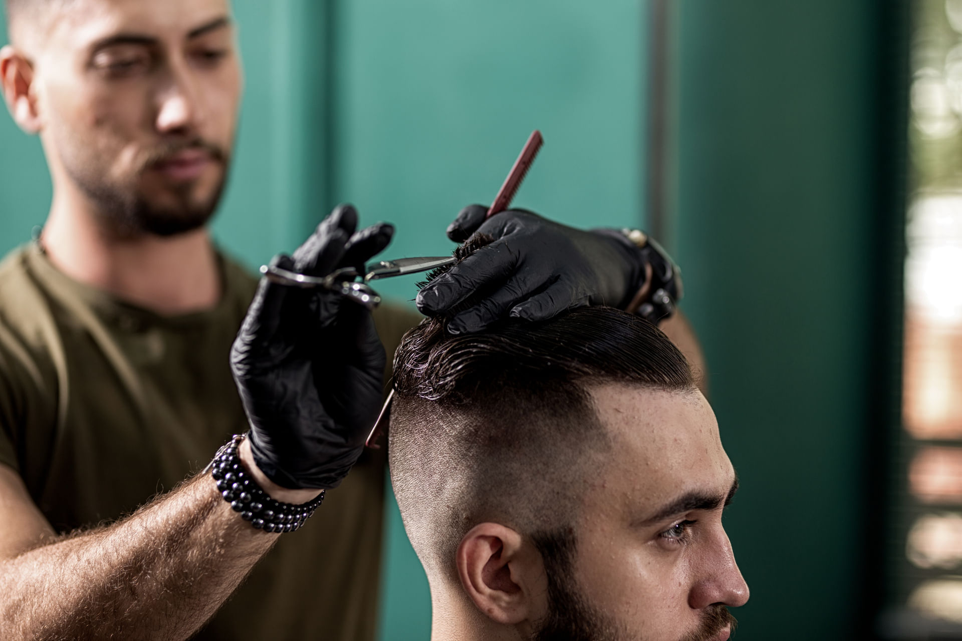 Hair Stylist: Cortes Básicos e Instrumentos